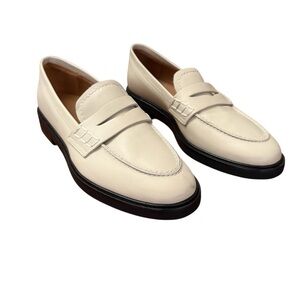 Flattered Sara Leather Creme Loafer Women’s Size 38 EU 8 US Cream Almond Toe